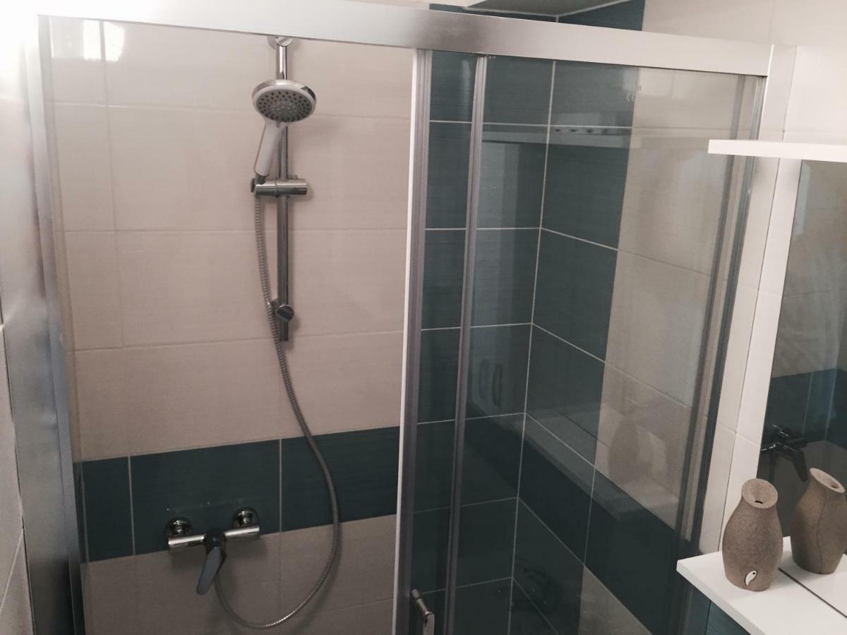 Apartments Leptiric Podstrana Dış mekan fotoğraf